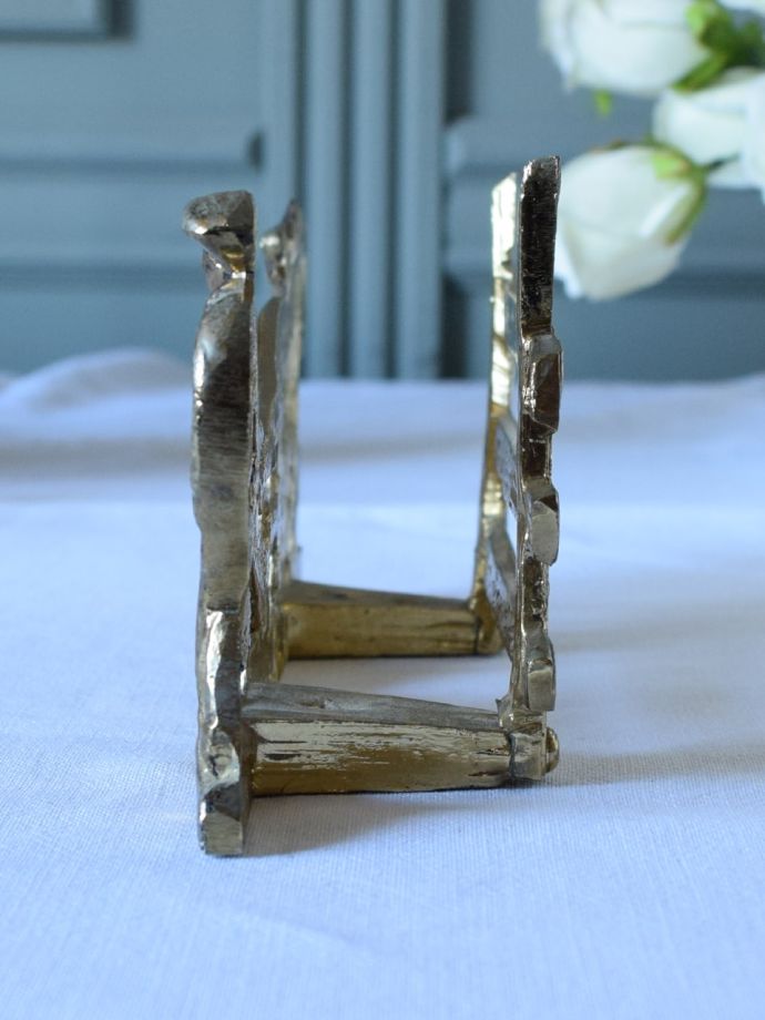 アンティークの真鍮レターラック