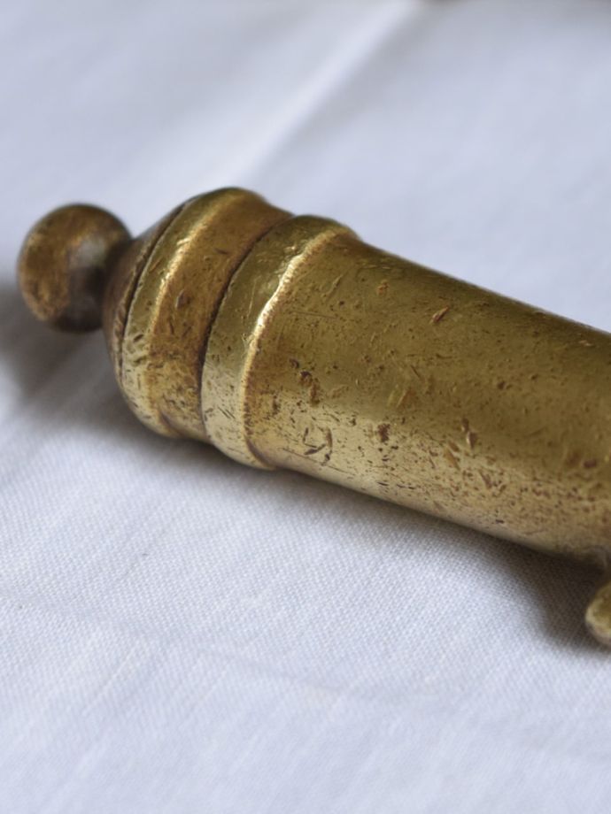 アンティーク真鍮製のオブジェ