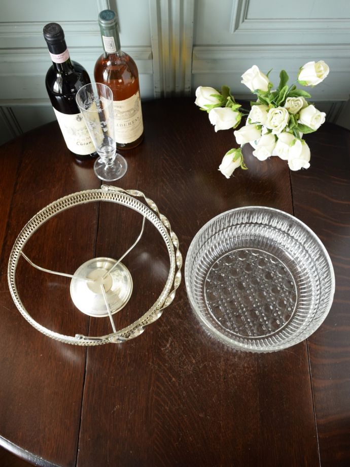 アンティークガラスの美しさ