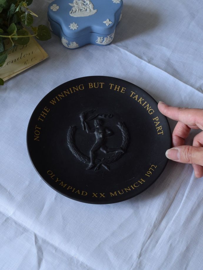 ウェッジウッドのプレート