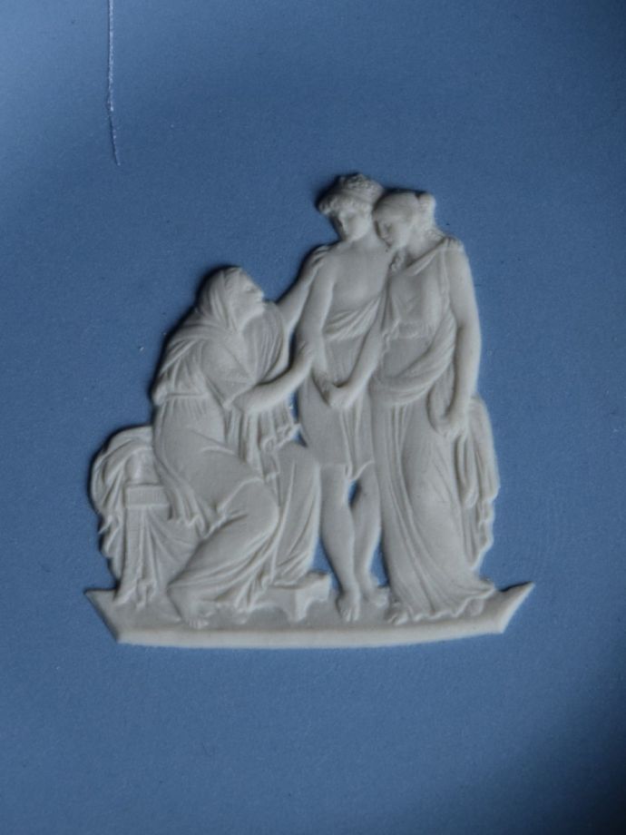 ウェッジウッドのレリーフ