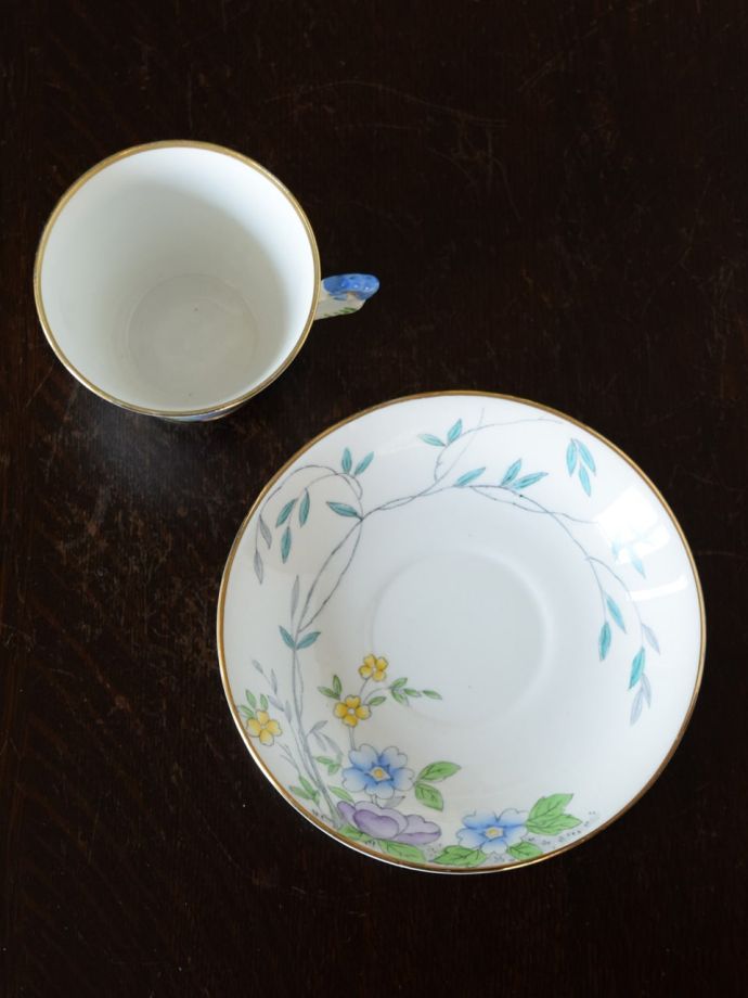 英国アンティークのおしゃれな食器
