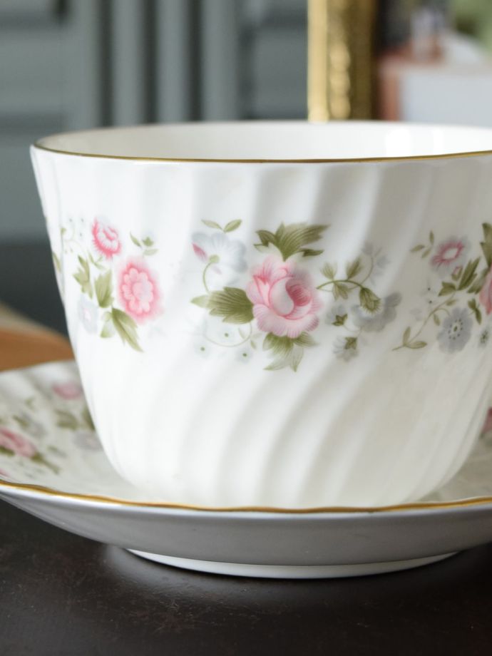 ミントンのアンティークカップ&ソーサー