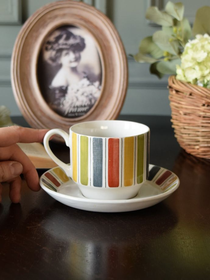 アンティークのおしゃれな食器