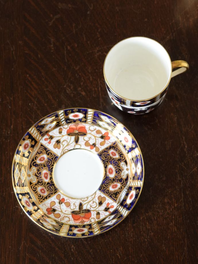 英国アンティークのおしゃれな食器