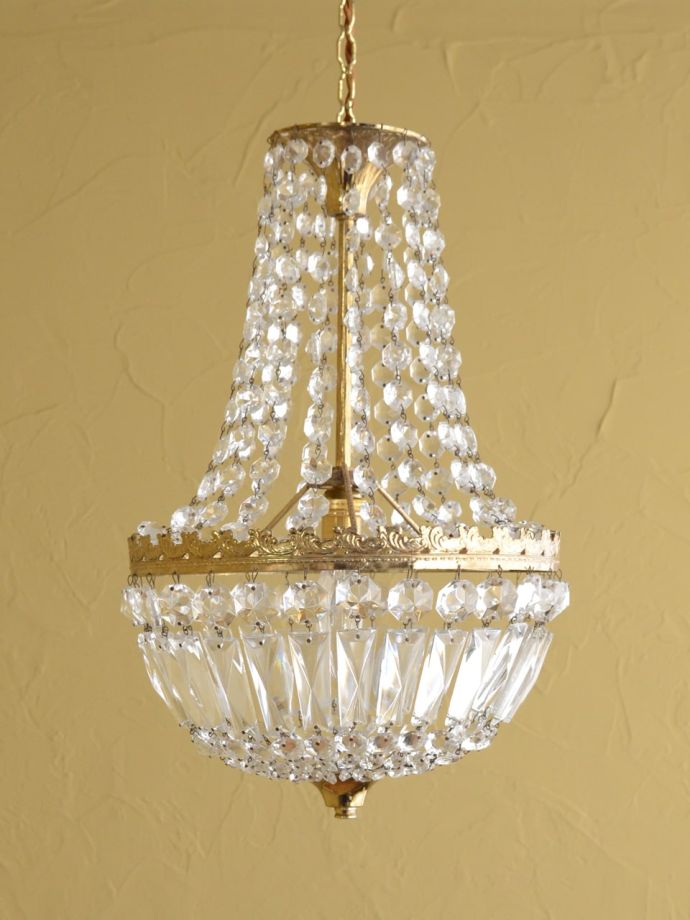 アンティークのシャンデリア