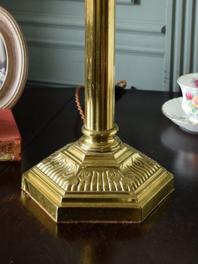 テーブルランプの装飾