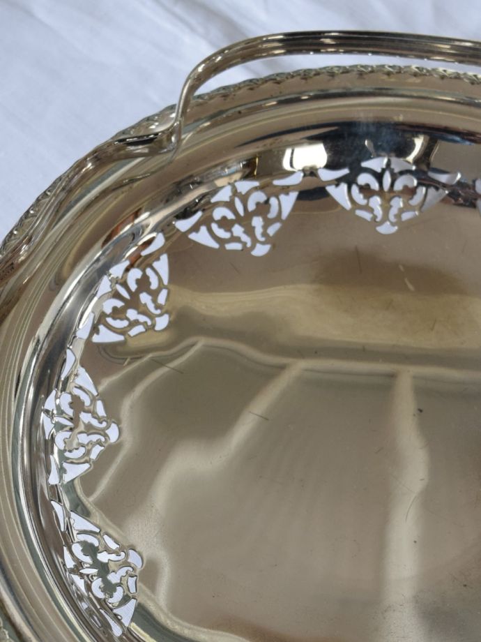 英国アンティークのシルバーバスケット