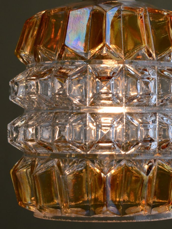 ペンダントライトのシェード