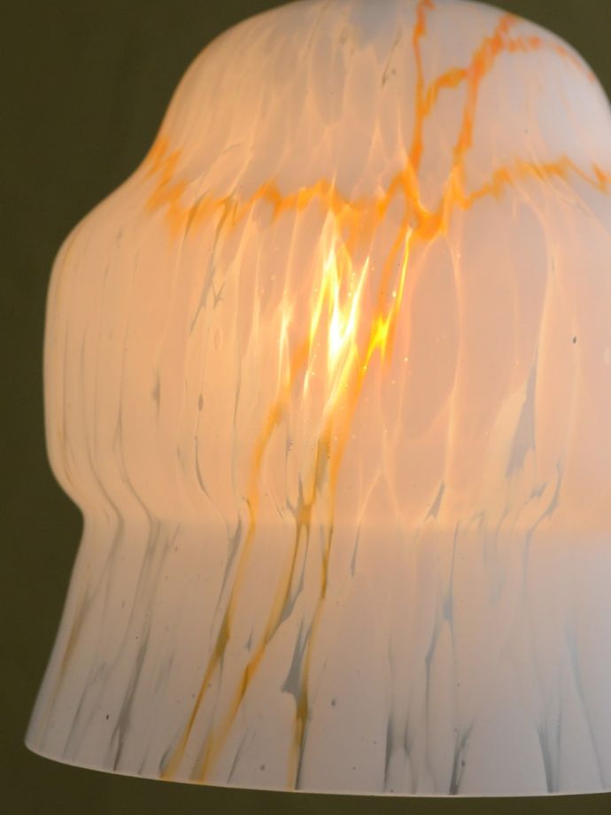 ペンダントライトのシェード