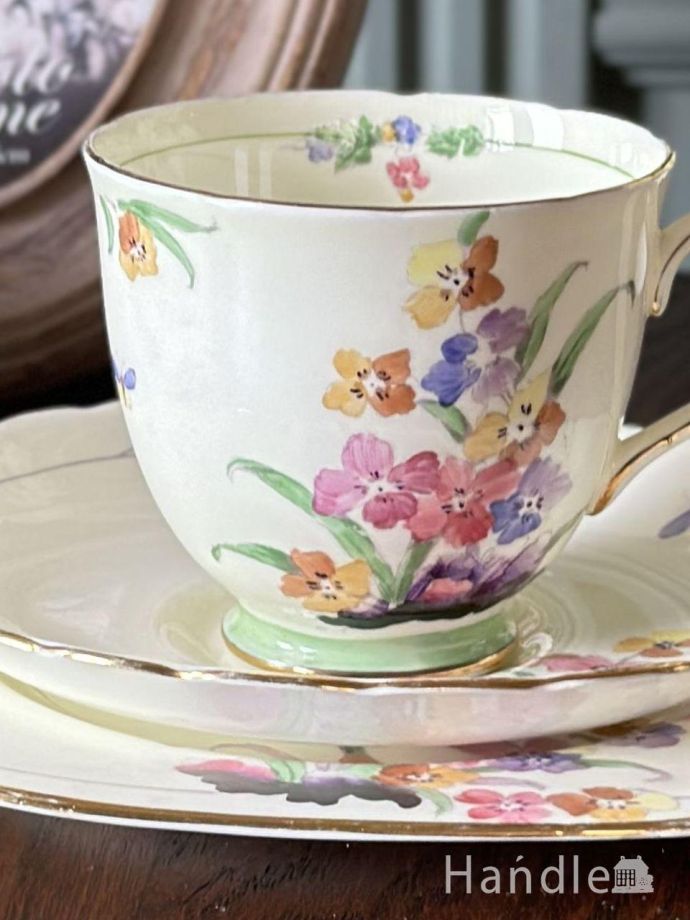 アンティークのカップ&ソーサー(トリオ)