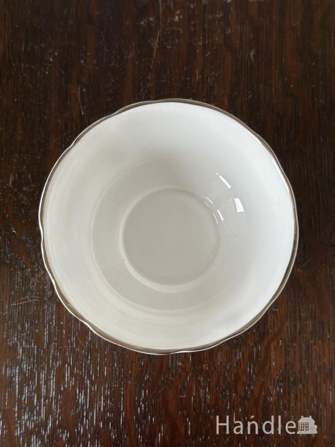 英国アンティークのおしゃれな食器