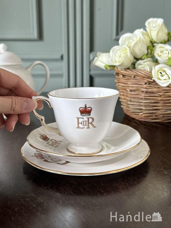 イギリスのカップ＆ソーサー(トリオ)