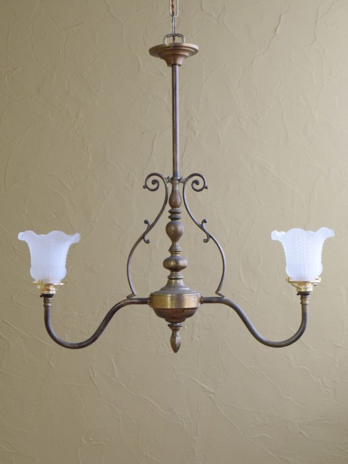 シャンデリアの灯り