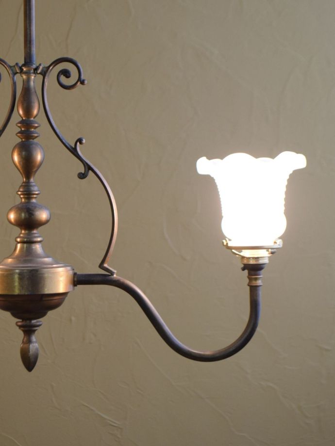 アンティークのシャンデリア