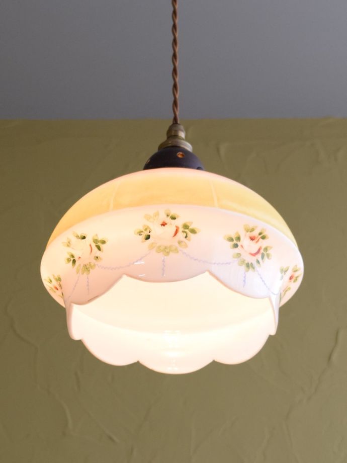 夜になると･･･