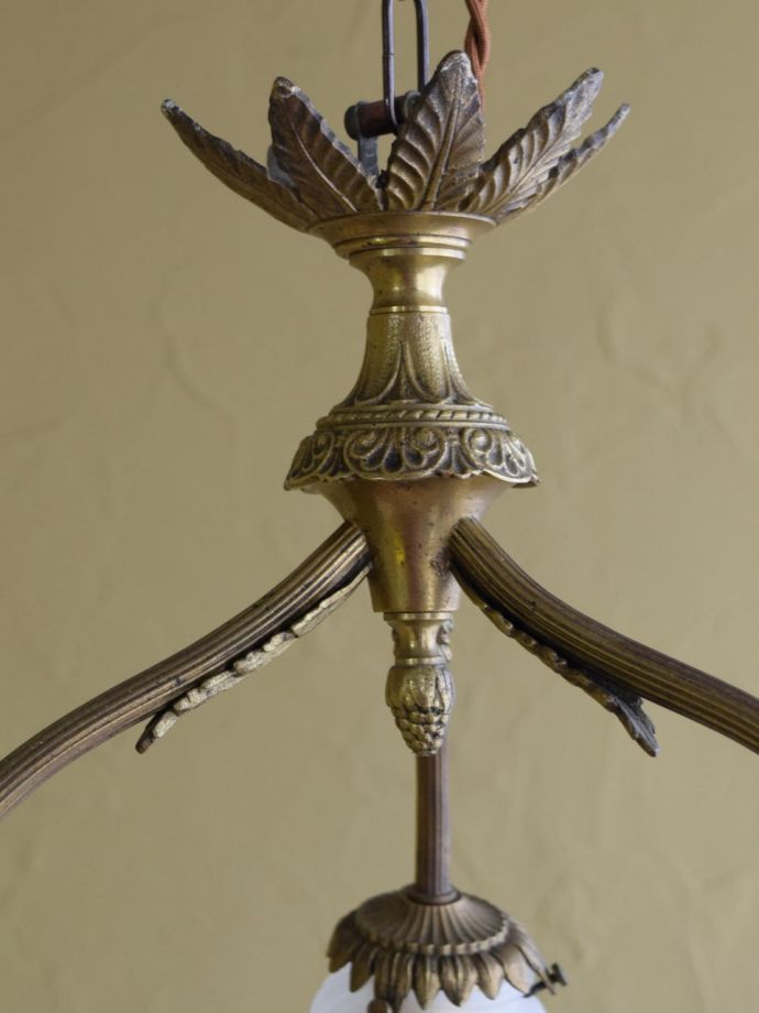 アンティークのシャンデリア
