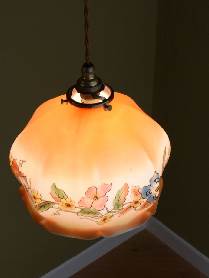 アンティークのガラスシェード