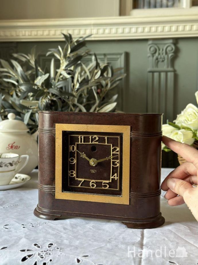 イギリスから届いたビンテージ時計、SMITH社のおしゃれな置時計(k-5574