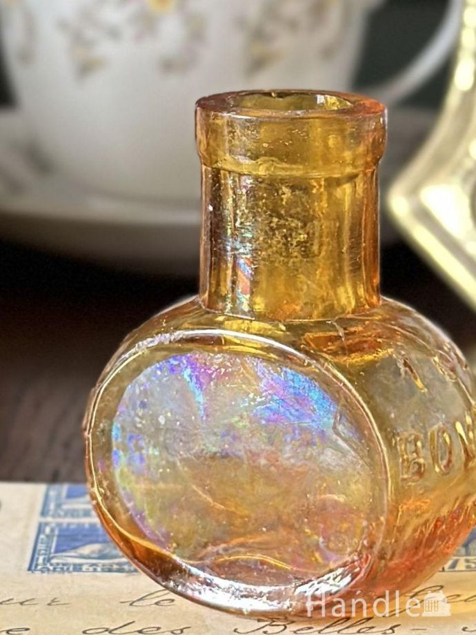 アンティークガラスのインク瓶