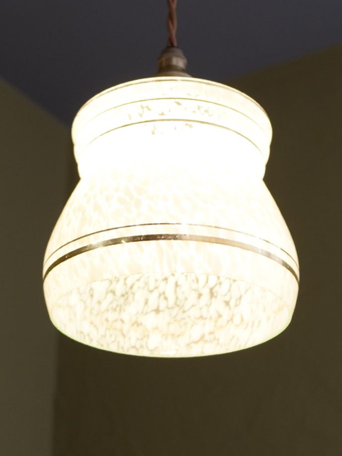 アンティーク照明の美しい灯り