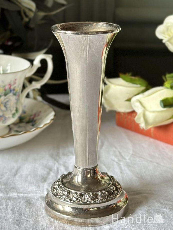 英国アンティークのフラワーベース、シルバープレートのおしゃれな
