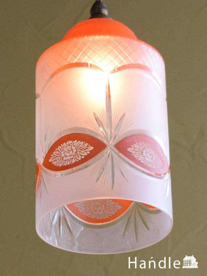 アンティーク照明の美しい灯り