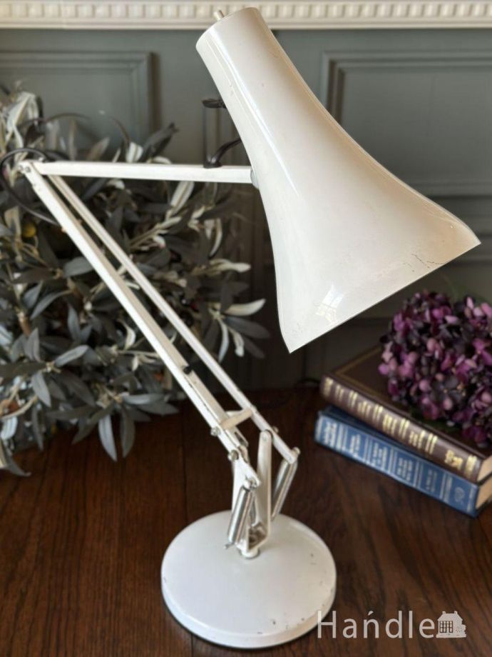 ビンテージのアングルポイズ