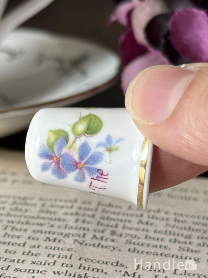 英国アンティークのおしゃれなシンブル