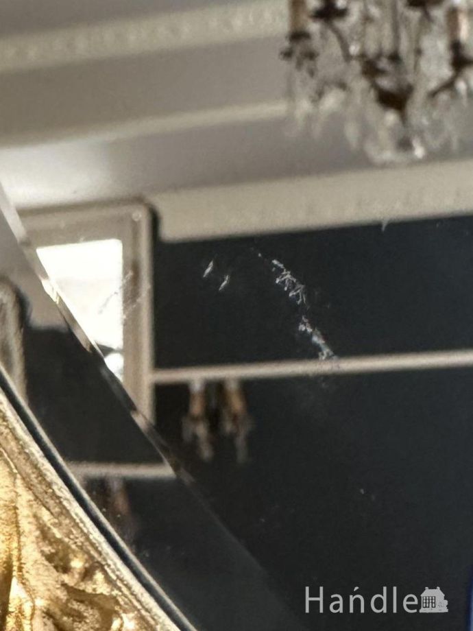 目立つ傷がありました。