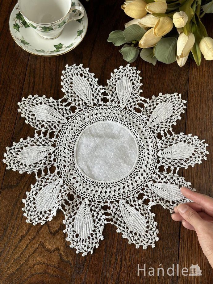 アンティークのレース