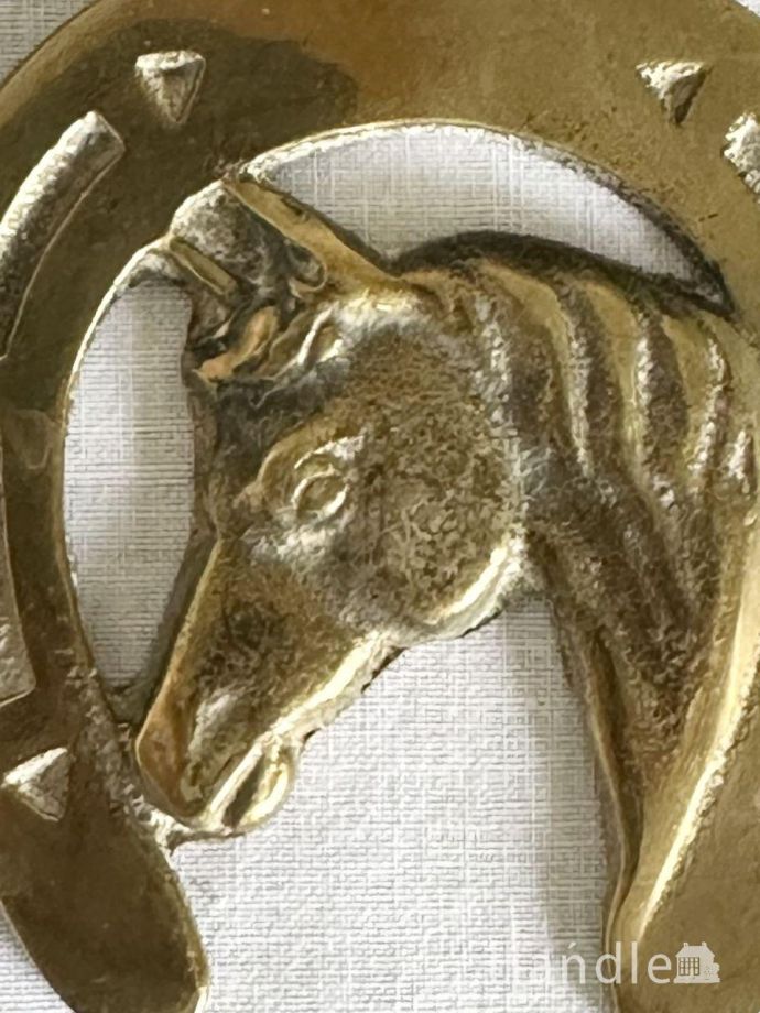 アンティークの真鍮ホースブレス