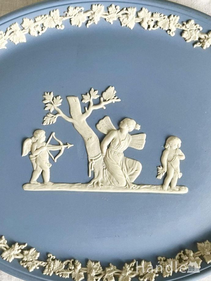 ウェッジウッドのジャスパーウェア、ペールドブルー色のオーバル