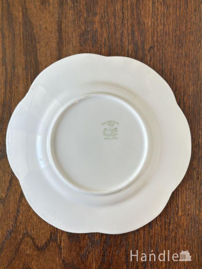 プレートの後ろ