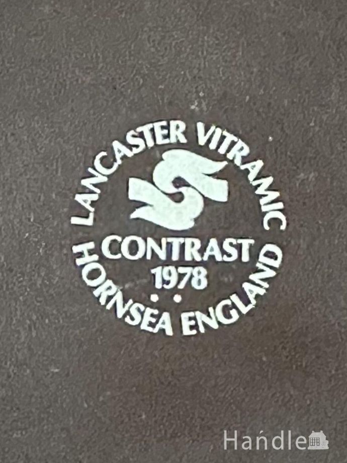 ミルクポットのバックスタンプ