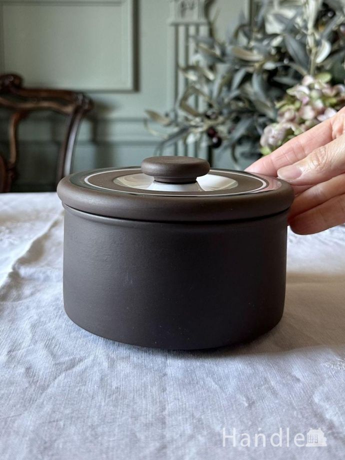 イギリスのシュガーポット