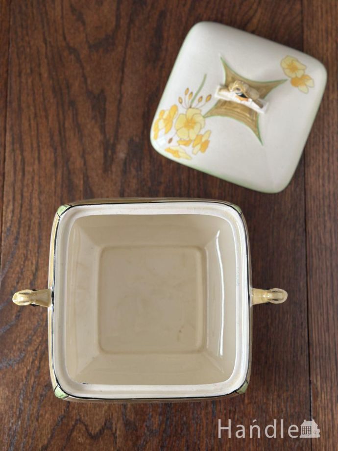 おしゃれなアンティークの食器