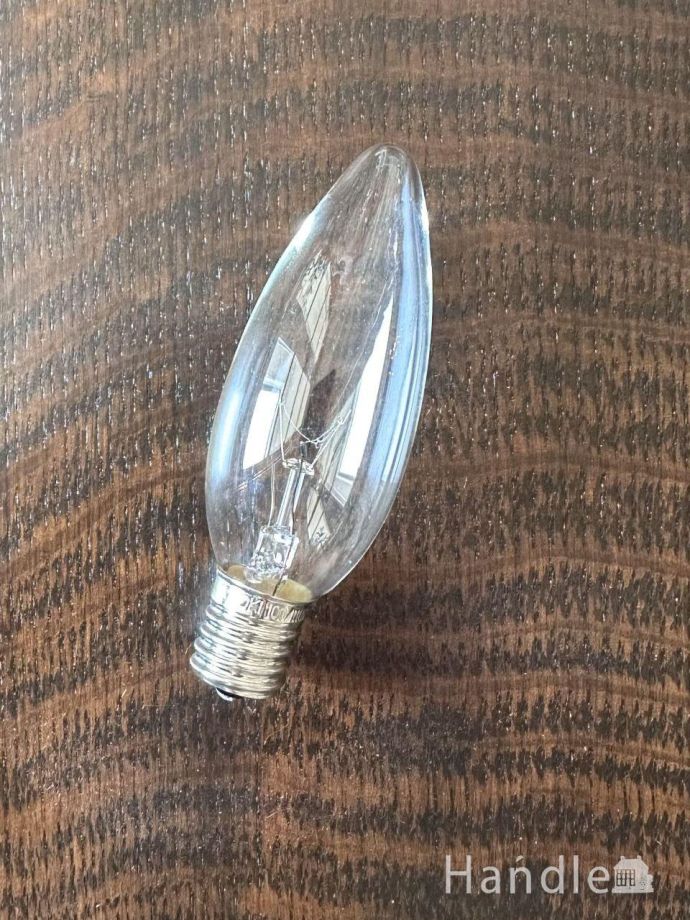 テーブルランプの電球