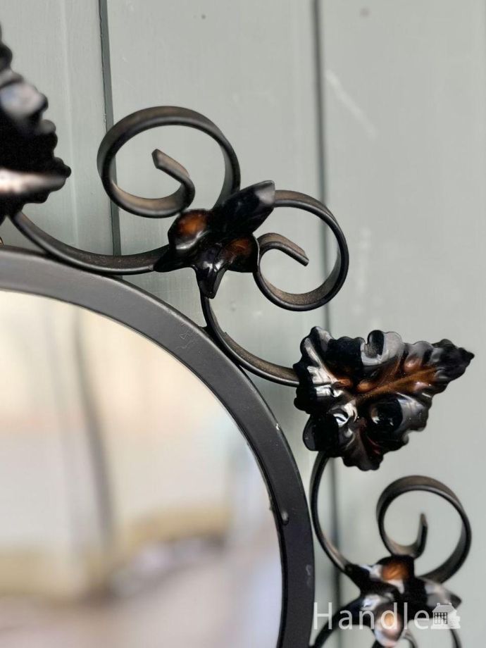 アンティークのおしゃれなミラー