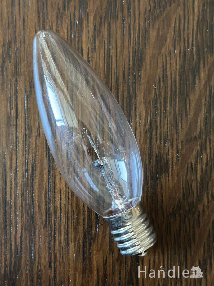 テーブルランプの電球