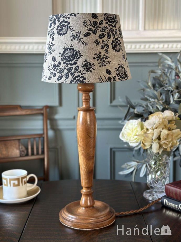 アンティークの照明、テーブルランプ