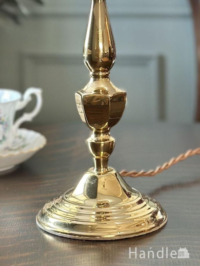 テーブルランプの装飾