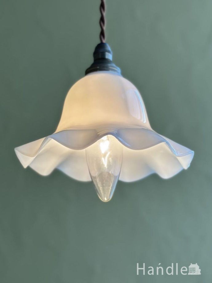 アンティーク照明の美しい灯り