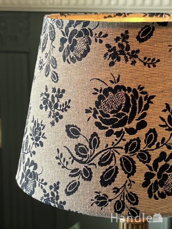 テーブルランプのシェード