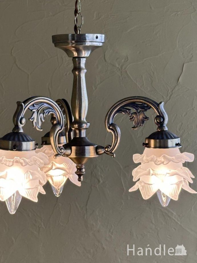 アンティークのシャンデリア