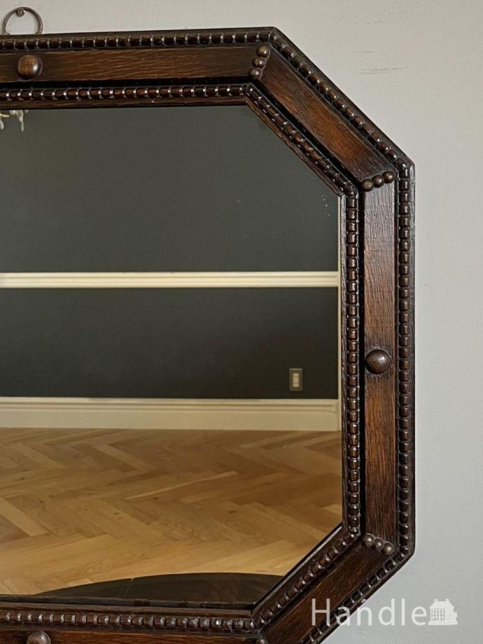 アンティークの美しい鏡