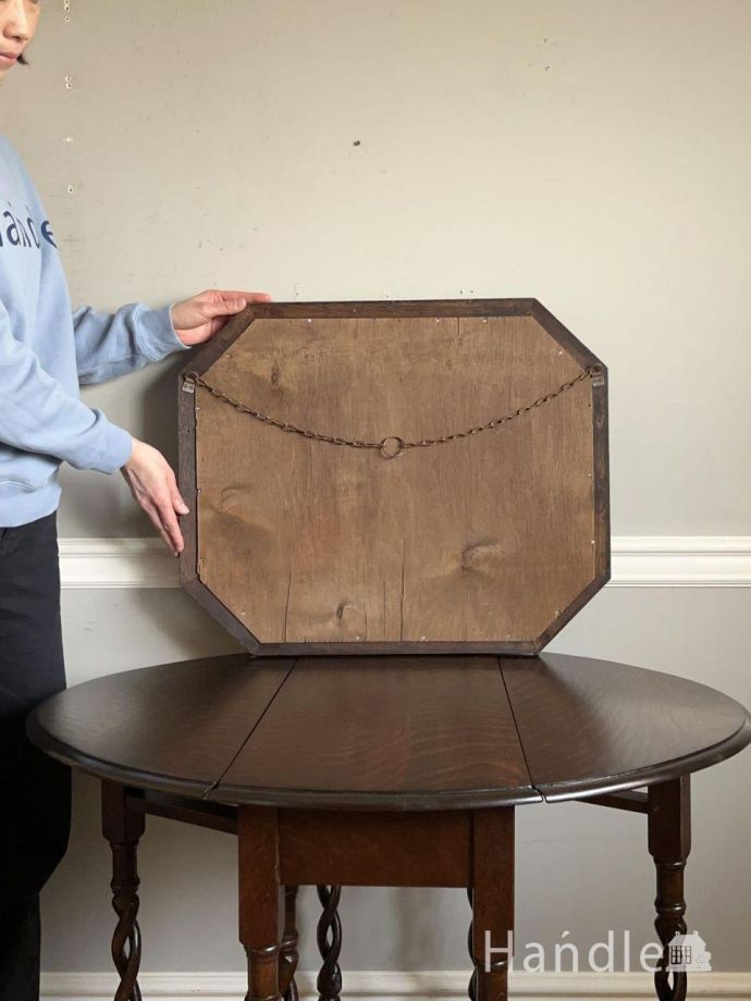 アンティークの鏡の裏