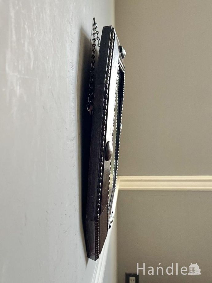 英国アンティークのおしゃれな壁掛け鏡、浮彫が美しいオーク材の