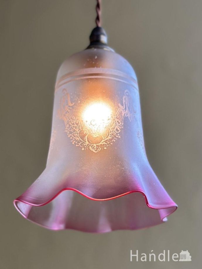 アンティーク照明の美しい灯り