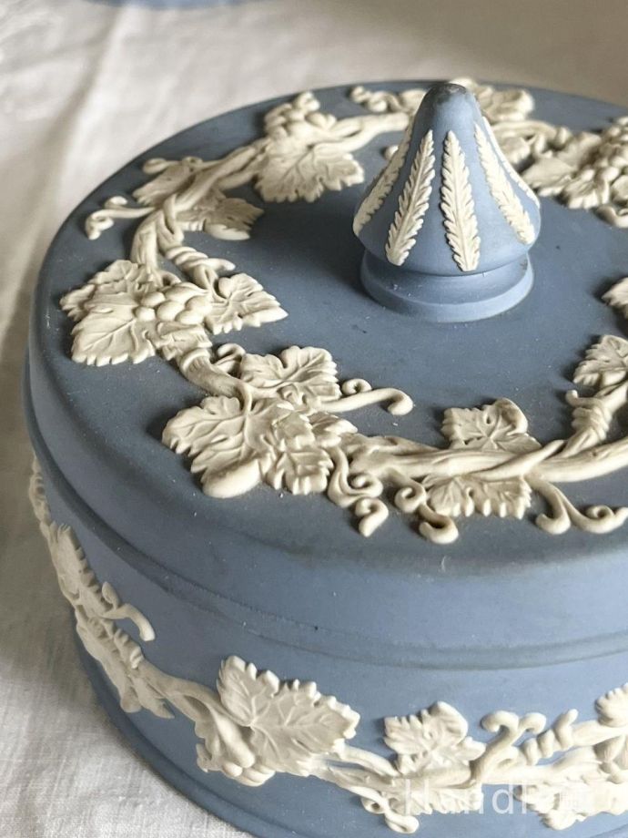 ウェッジウッドのジャスパーウェア